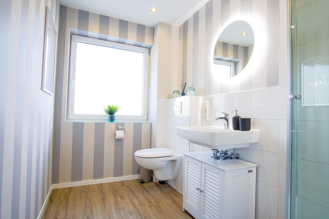 Homefy Come-Together Apartment - Balkon - Aufzug - Free Parking - Smart Tvs Essen Dış mekan fotoğraf
